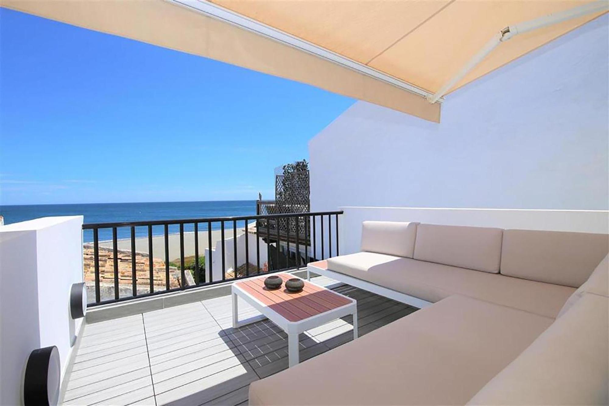 Beachhouse Galore Estepona Exterior foto